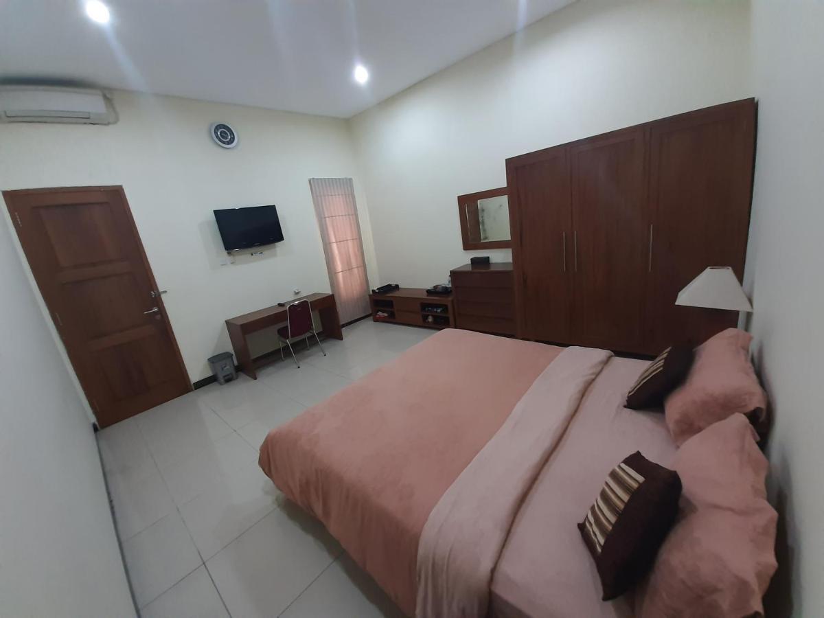 Alloro Guesthouse Pacitan Zewnętrze zdjęcie