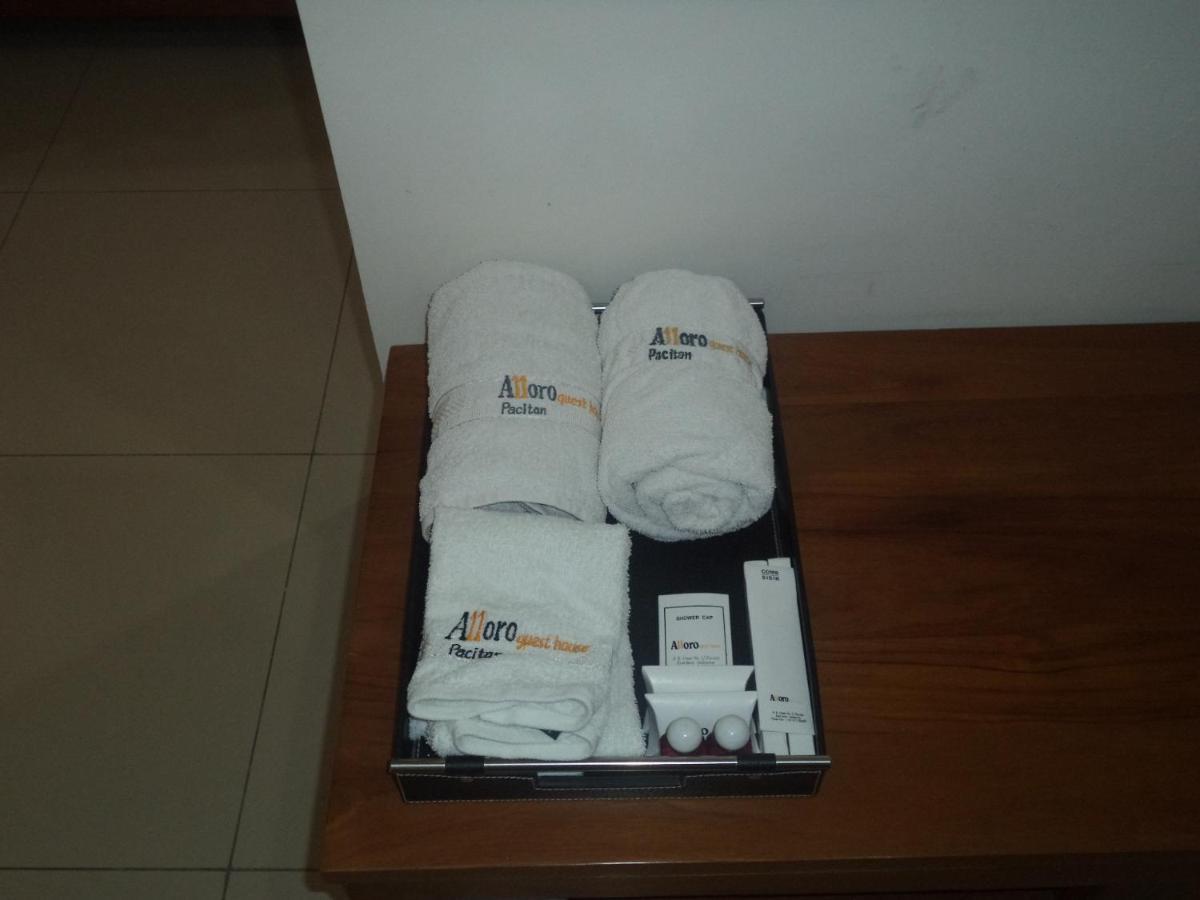 Alloro Guesthouse Pacitan Zewnętrze zdjęcie